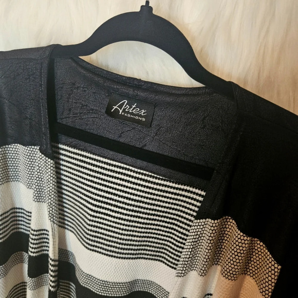 Artex Rare Zip-Cape-Back Knit Open-Front Cardigan - Picture 3 of 7